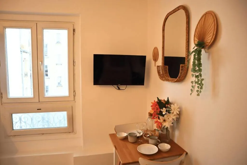 Apartment Charmant Appartement A Paris 2P